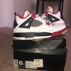 Air Jordan 4 retro